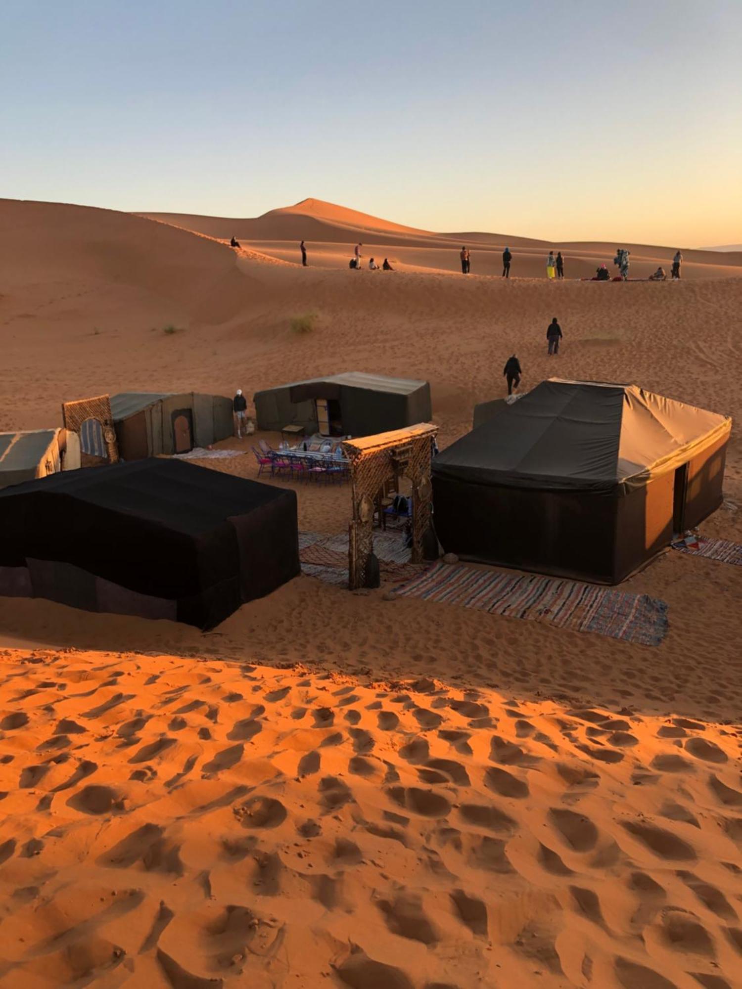 Bivouac Le Petit Prince Merzuga Kültér fotó