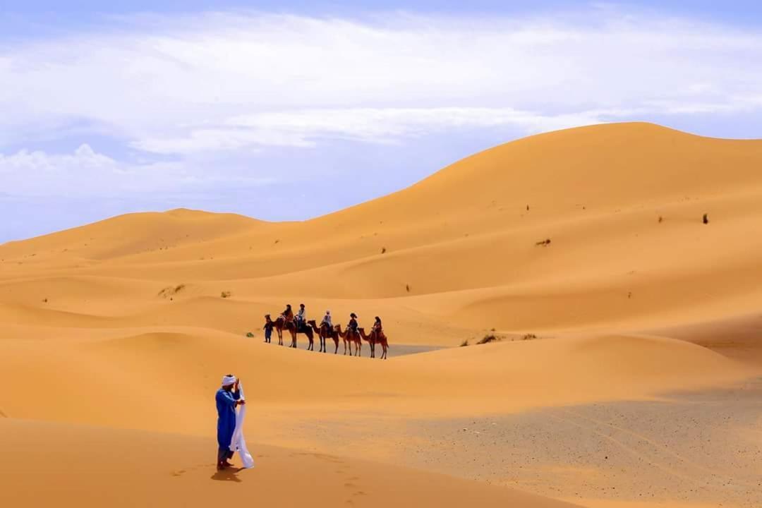 Bivouac Le Petit Prince Merzuga Kültér fotó